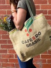 Load image into Gallery viewer, Upcycled tote | WOW Bag - Brazil
